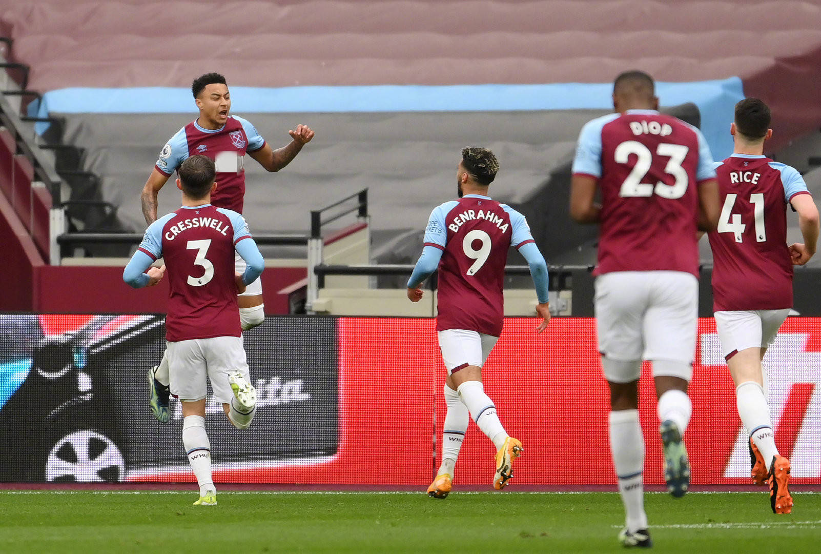 德甲双线作 德甲双线作